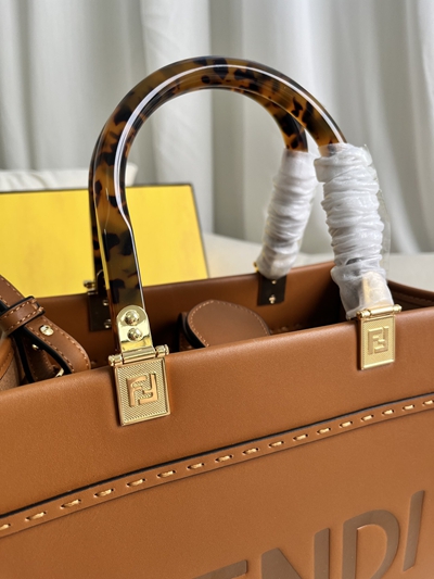 フェンディバッグ内部構造